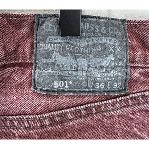 Levi's 501 Burgundy Button Fly Jeans Men’s Size 36x32 Straight Denim Classic - Picture 4 of 5